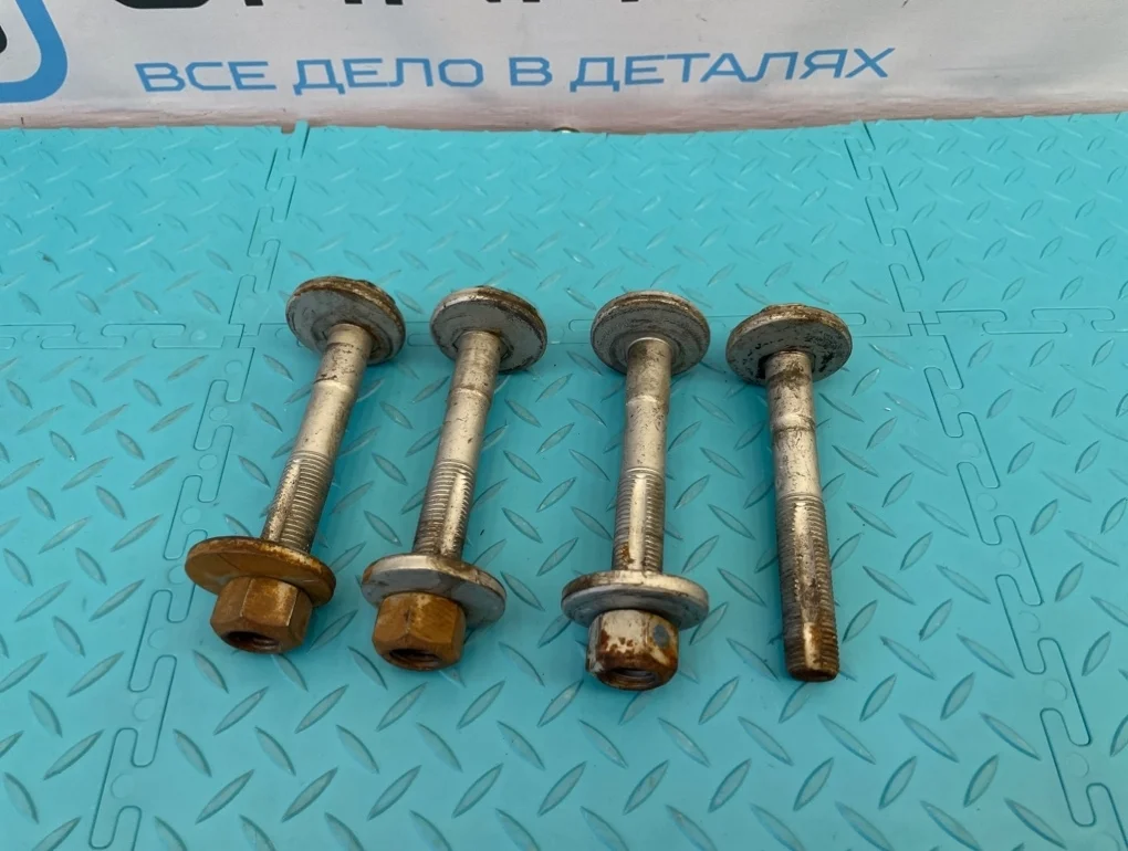 Болты развальные Volkswagen Touareg 2012 WHT001833 7P5 CGRA 3.6