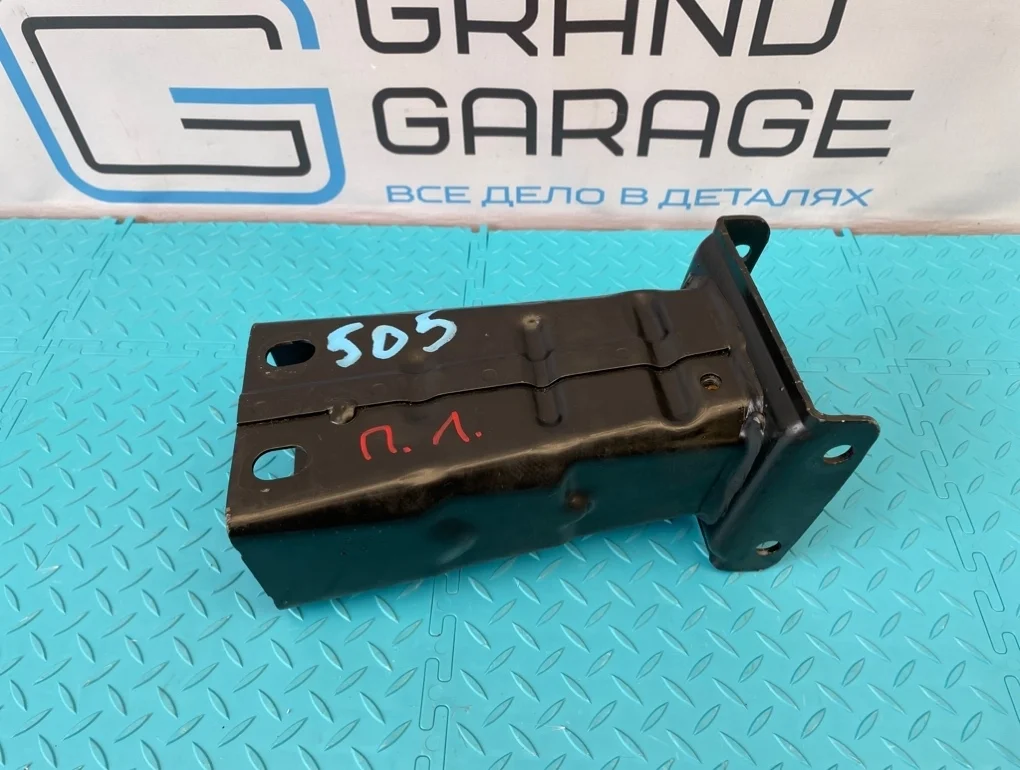 Кронштейн усилителя бампера Mercedes-Benz S-Class 2007 A2216204534 W221 273.961 5.5, передний левый