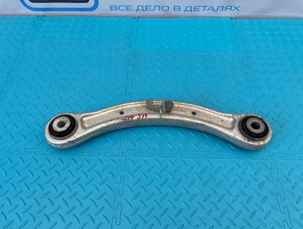 Рычаг Volkswagen Touareg 2012 7L0505323A 7P5 CGRA 3.6, задний
