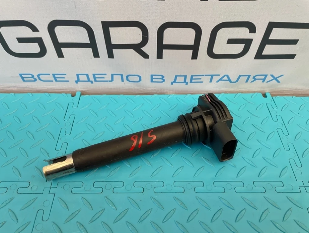 Катушка зажигания Audi Q3 2012 06H905115B 8UB CPSA 2.0