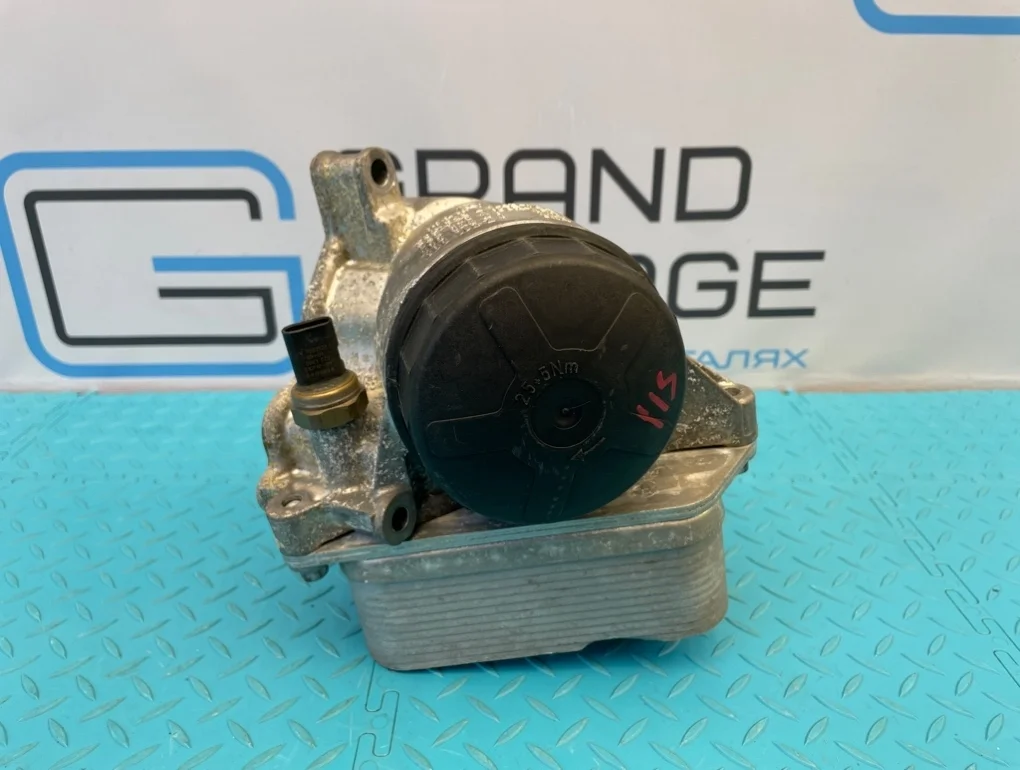 Корпус масляного фильтра Bmw X3 2011 11428683206 F25 N52B30A 3.0