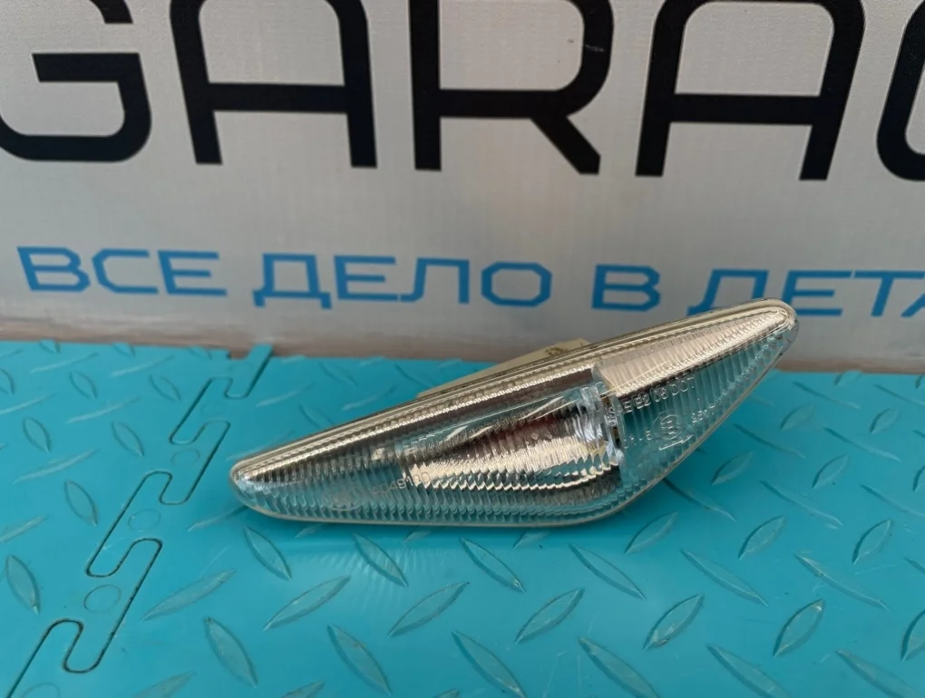 Повторитель Bmw X5 2009 63137171008 E70 N52B30AF 3.0, передний правый