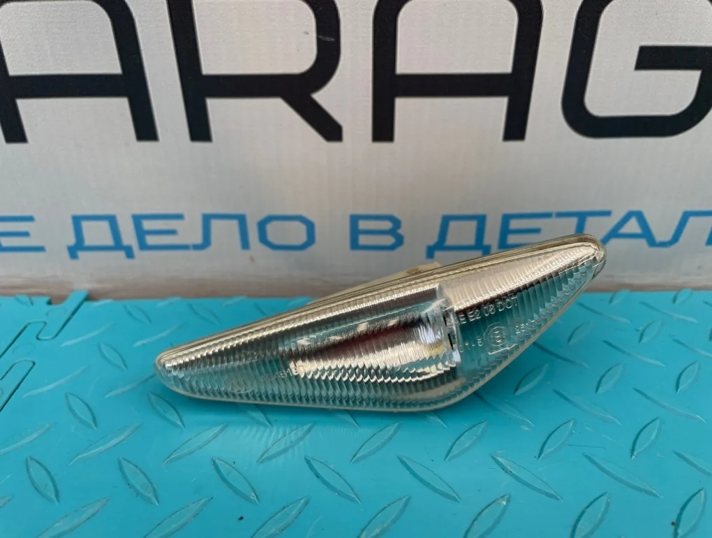 Повторитель Bmw X3 2011 63137171008 F25 N52B30A 3.0, правый