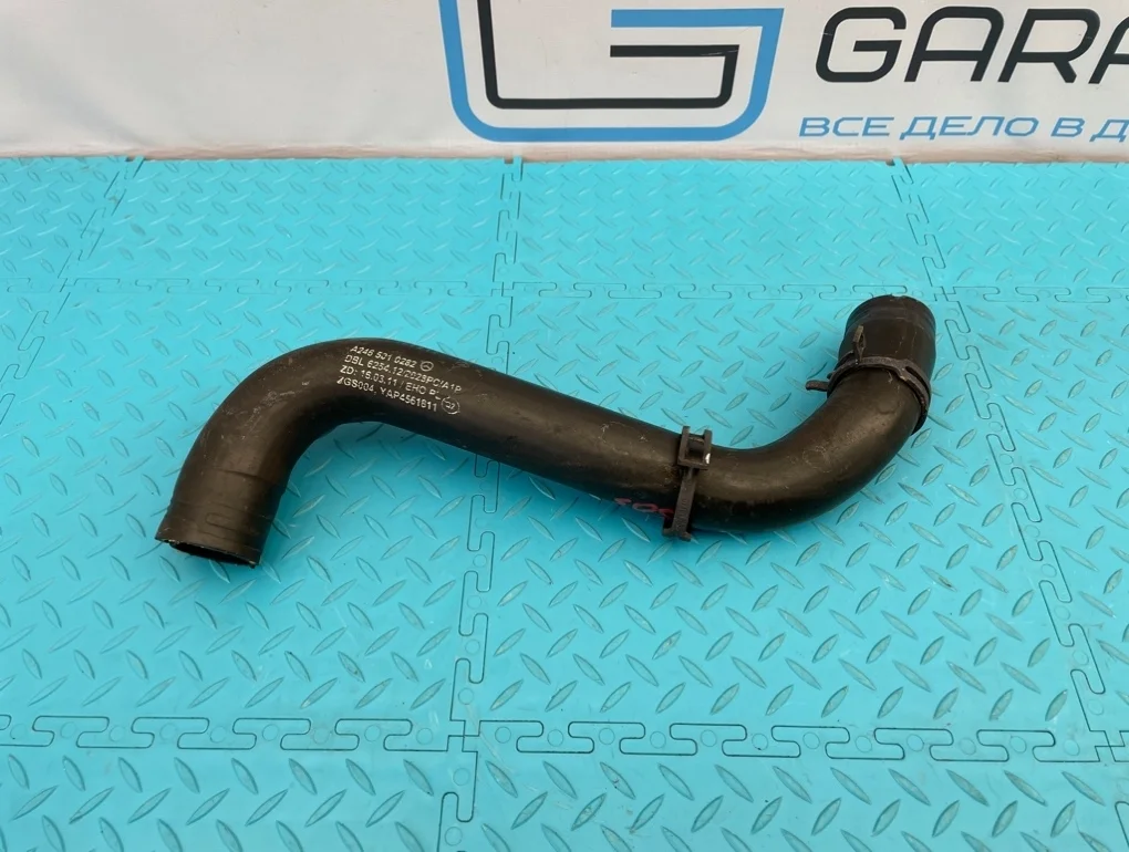 Патрубок охлаждения Mercedes-Benz A-Class 2012 A2465010282 W176 270.910 1.6