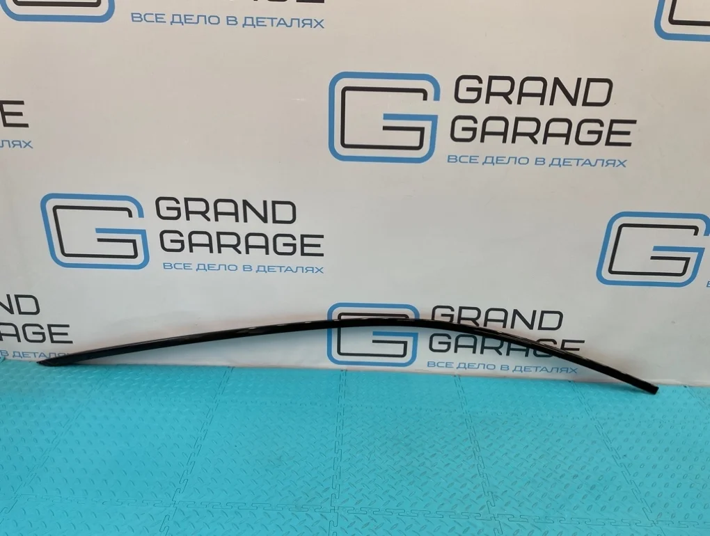 Молдинг стекла Bmw 5-Series 2012 51337209727 F11 N20B20B 2.0, передний левый