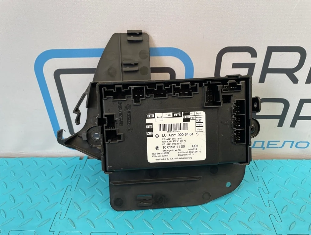 Блок двери Mercedes-Benz S-Class 2007 A2219006404 W221 273.961 5.5, передний правый