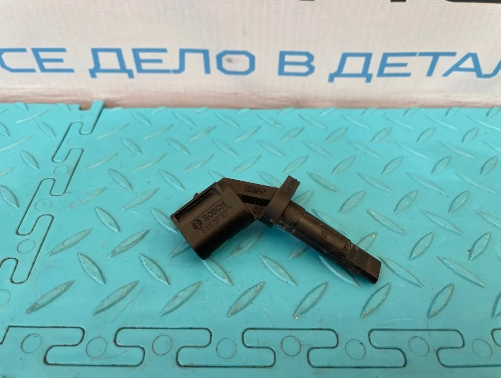 Датчик abs Audi A6 2013 4E0927804F C7 CHVA 2.8, передний правый