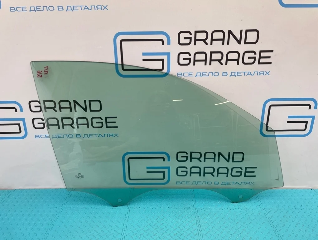 Стекло Audi Q3 2012 8U0845202 8UB CPSA 2.0, переднее правое