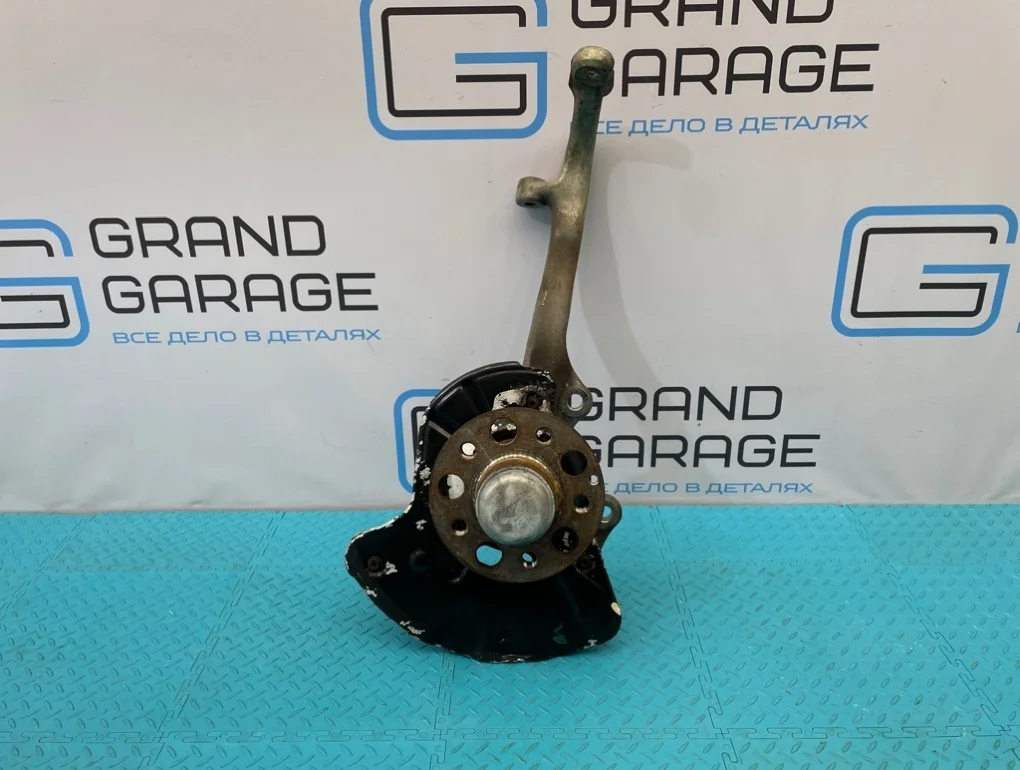 Кулак Mercedes-Benz S-Class 2007 A2213322901 W221 273.961 5.5, передний левый