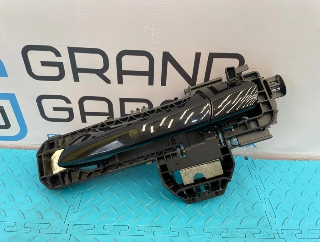 Ручка двери наружная Mercedes-Benz B-Class 2012 A2047602534 W246 270.910 1.6, передняя левая