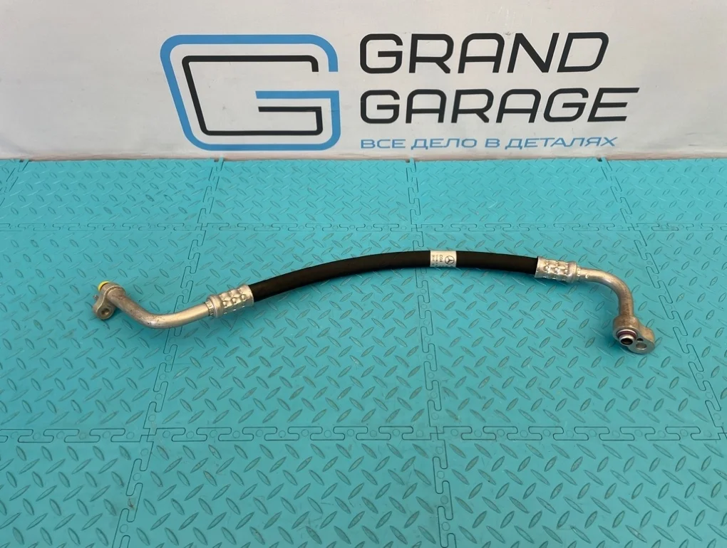 Трубка кондиционера Mercedes-Benz E-Class 2012 A2048305116 W212 276.952 3.5