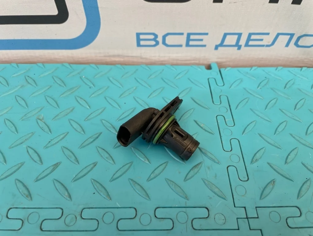 Датчик распредвала Mercedes-Benz E-Class 2012 A2761530028 W212 276.952 3.5