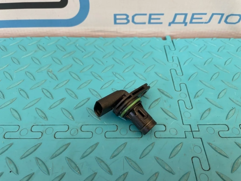 Датчик распредвала Mercedes-Benz E-Class 2012 A2761530028 W212 276.952 3.5