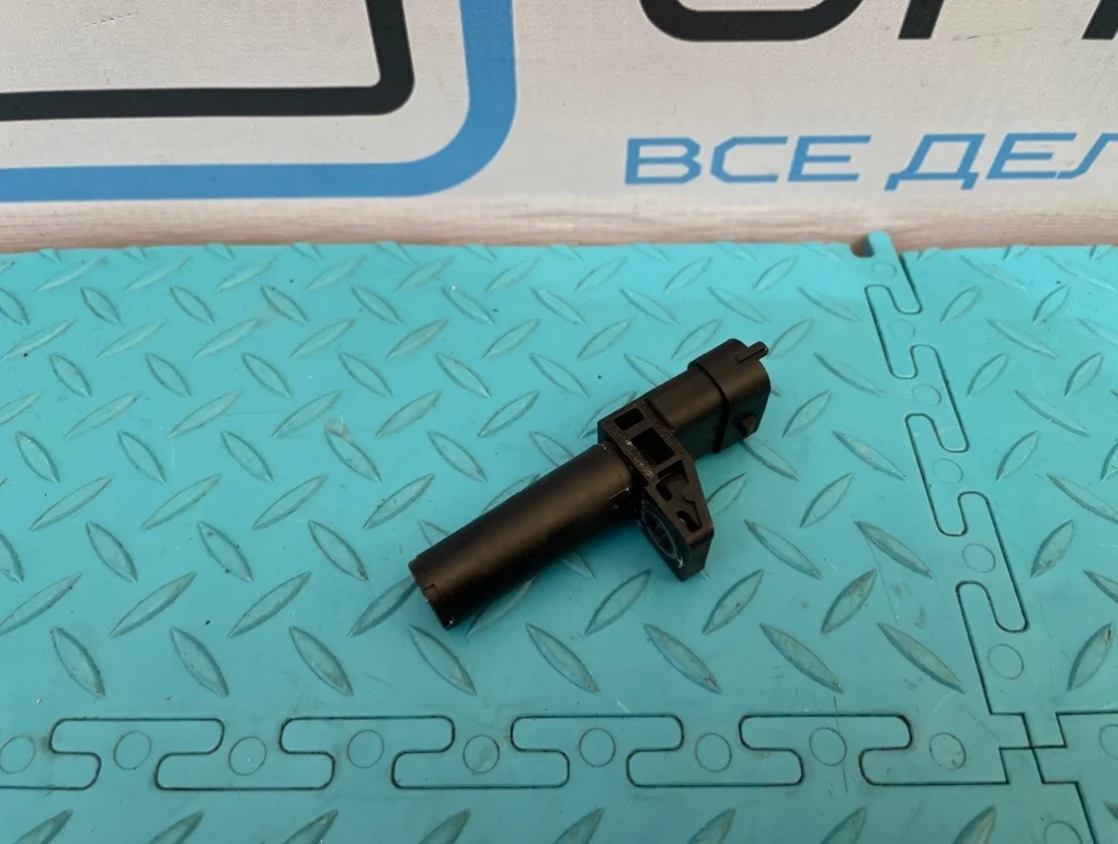 Датчик коленвала Mercedes-Benz E-Class 2012 A2761530128 W212 276.952 3.5