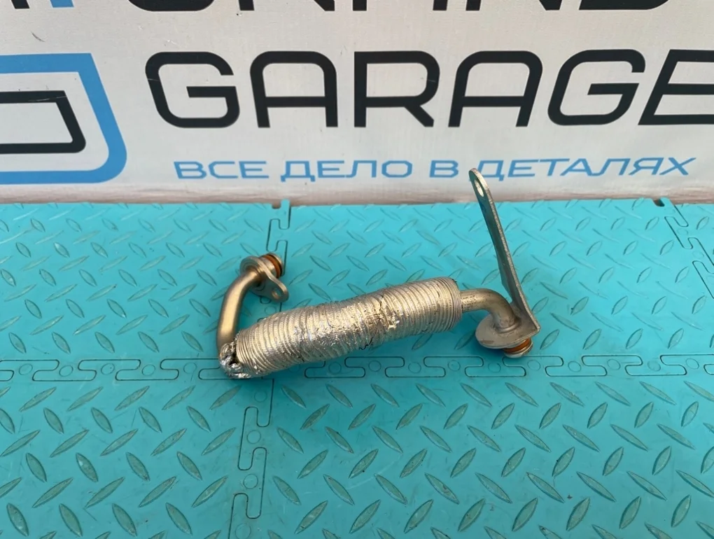 Патрубок охлаждения Bmw 5-Series 2012 11537588935 F11 N20B20B 2.0