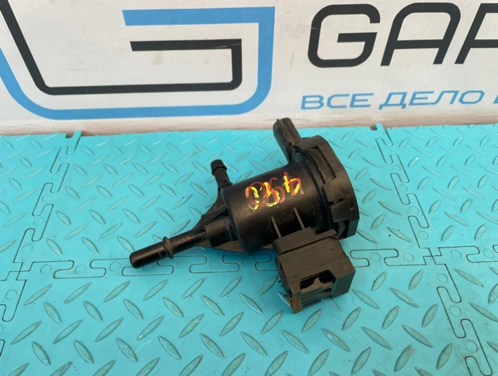 Клапан вентиляции топливного бака Mercedes-Benz Gla-Class 2014 A0014760532 X156 270.920 2.0