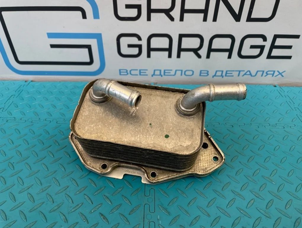 Теплообменник Audi A6 2013 06E117021G C7 CHVA 2.8