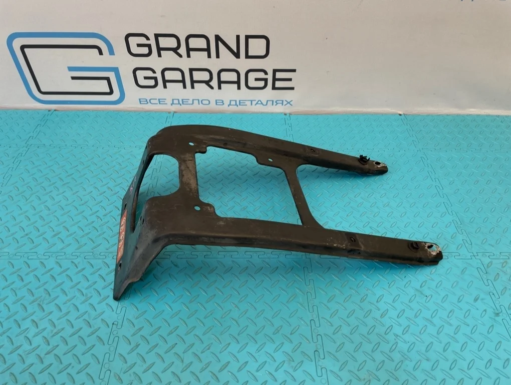 Кронштейн Mercedes-Benz Gl-Class 2008 A1646200431 X164 273.923 4.7, передний