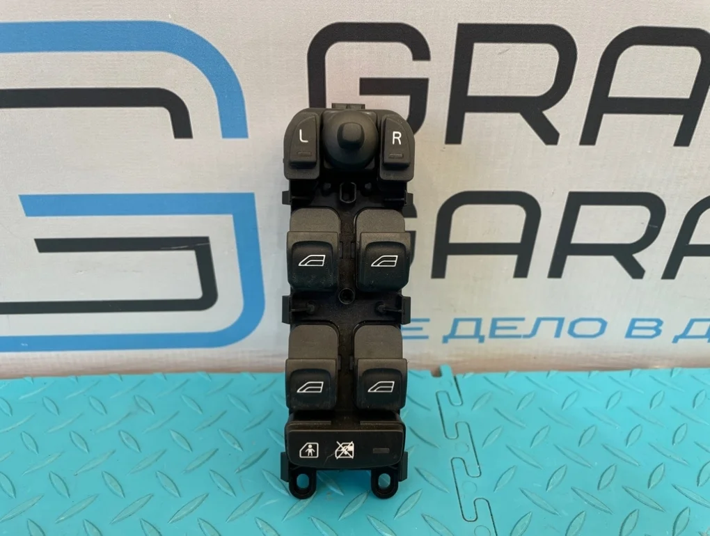 Блок стеклоподъемников Volvo Xc70 2007 30773271 BZ B6324S 3.2, передний правый