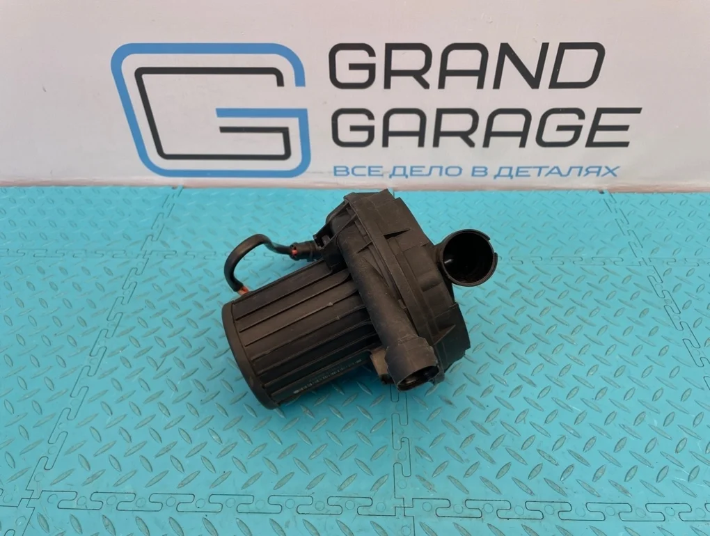 Насос продувки катализатора Audi A6 2013 079959231 C7 CHVA 2.8