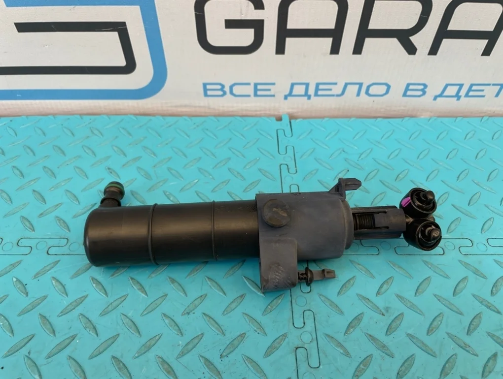 Форсунка омывателя фары Mercedes-Benz E-Class 2012 A2128600147 W212 276.952 3.5, левая