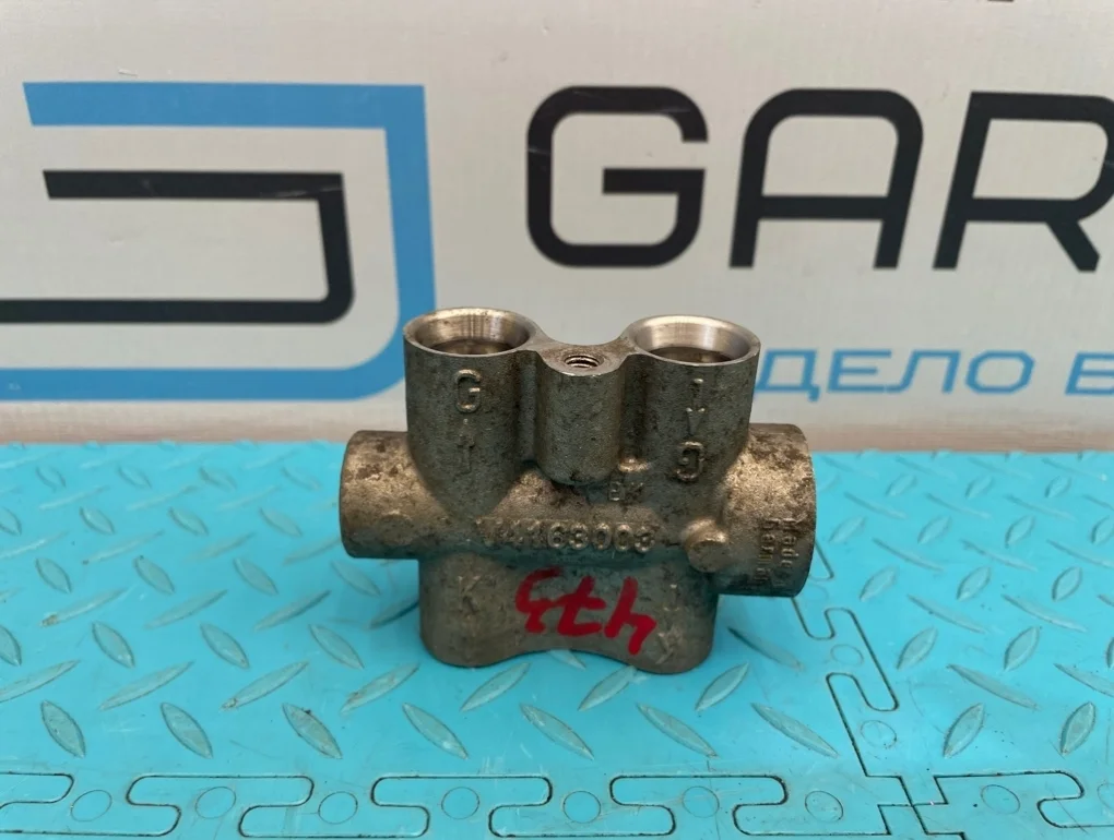 Термостат Porsche Cayenne 2011 V4163003 958 M55.02 3.6