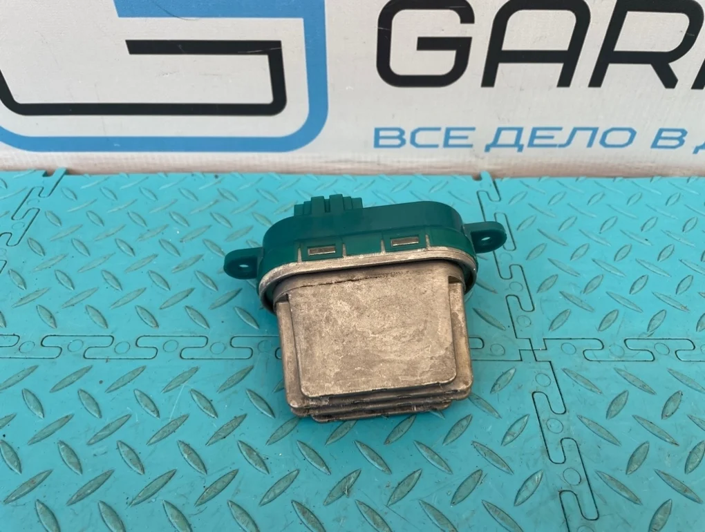 Резистор отопителя Porsche Cayenne 2006 7L0907521B 955 M02.2Y 3.2