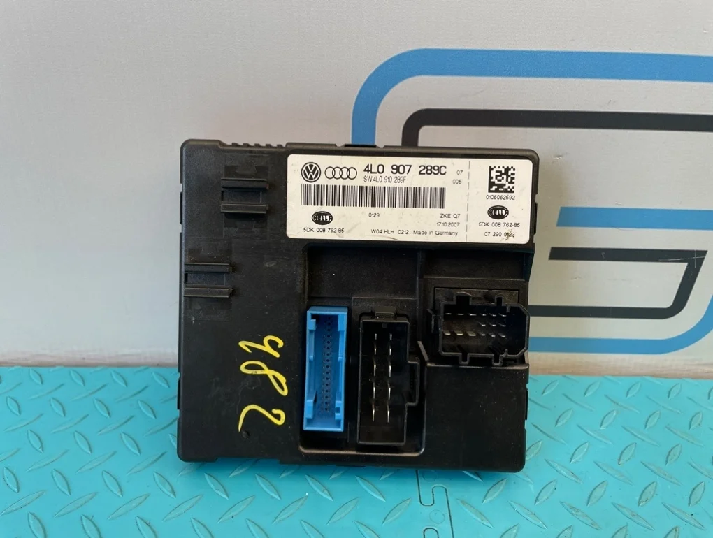 Блок электронный Audi Q7 2008 4L0907289C 4LB BHK 3.6