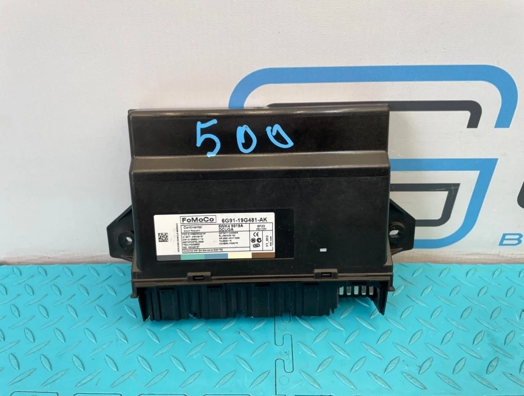 Блок электронный Volvo Xc70 2009 30659958 BZ B6324S 3.2