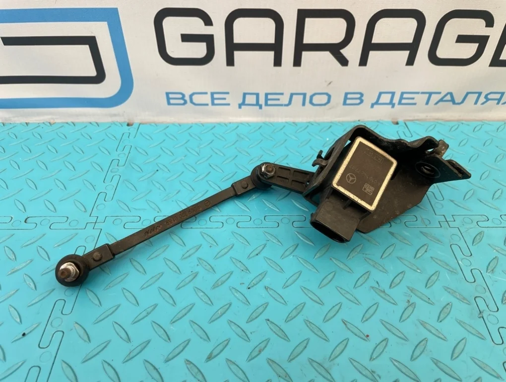 Датчик положения кузова Mercedes-Benz C-Class 2006 A2033200343 W203 272.920 2.5, задний