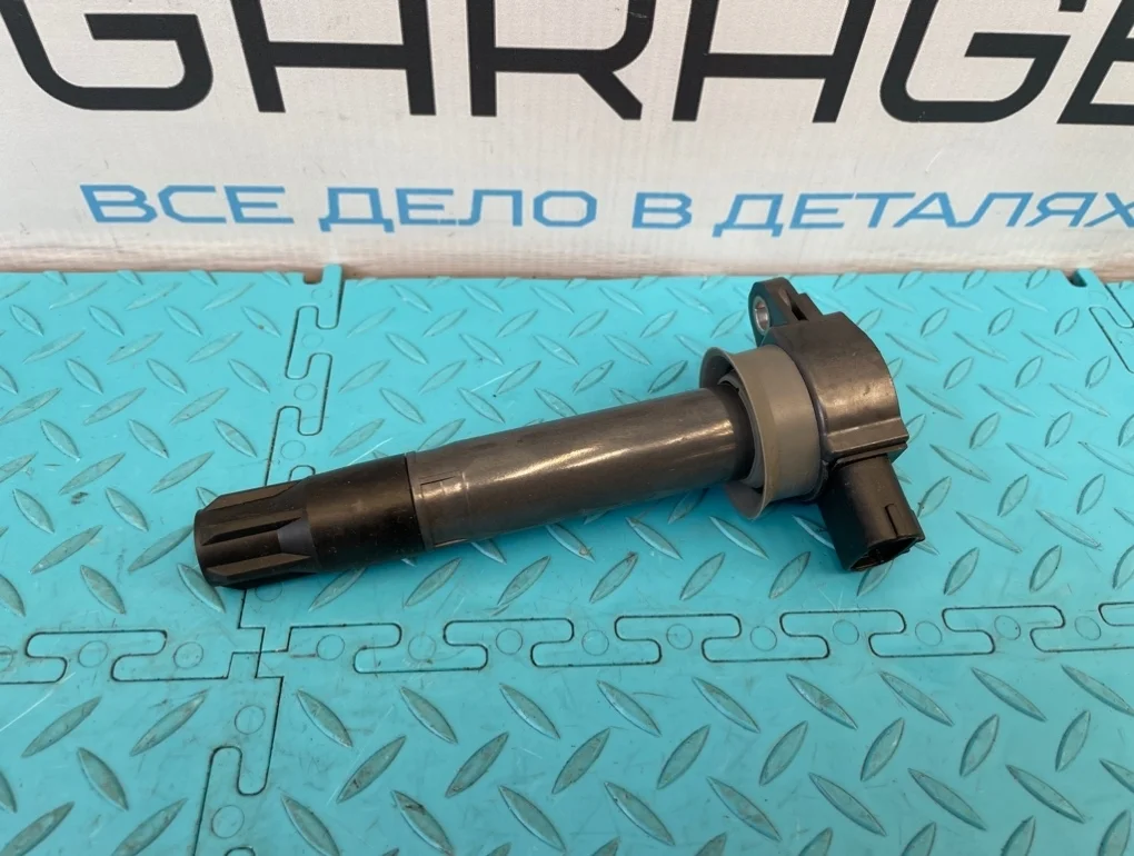 Катушка зажигания Mitsubishi Pajero 2010 1832A031 V93W 6G72 3.0