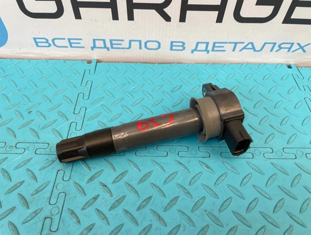 Катушка зажигания Mitsubishi Pajero 2010 1832A031 V93W 6G72 3.0