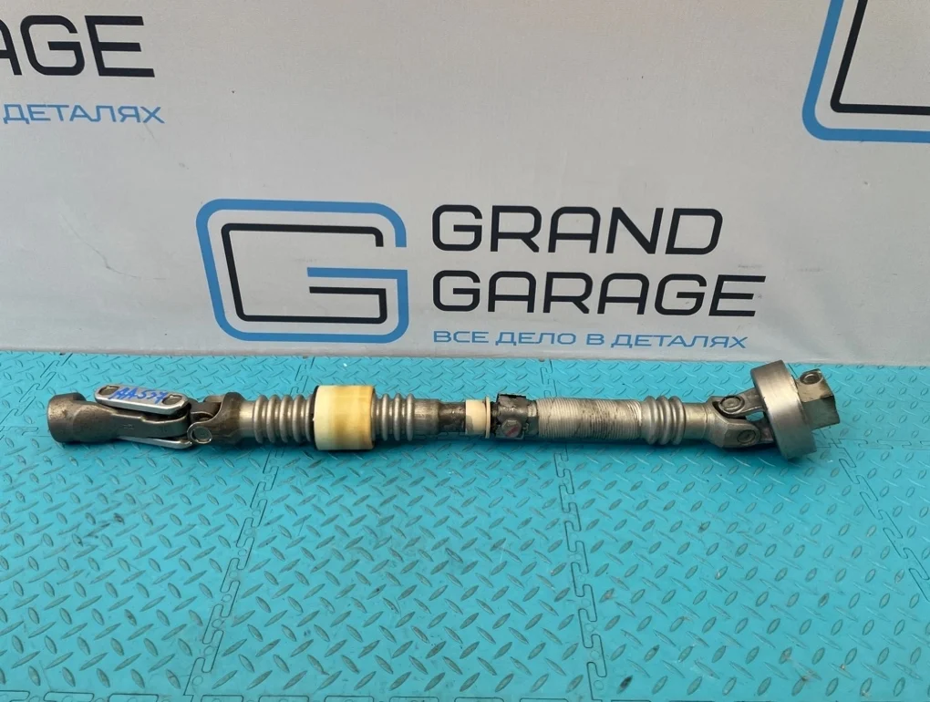 Кардан рулевой Mercedes-Benz C-Class 2006 A2034620478 W203 272.920 2.5