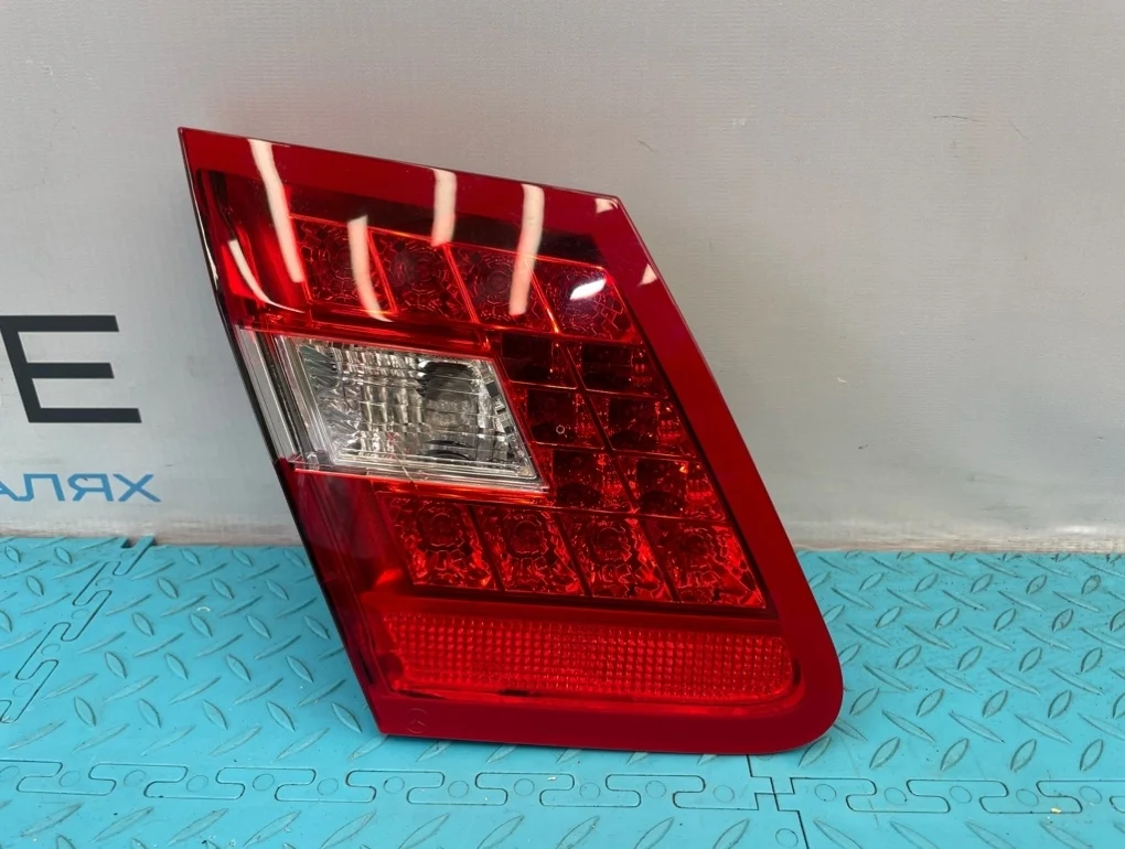 Фонарь Mercedes-Benz E-Class 2011 A2129060158 W212 276.952 3.5, левый