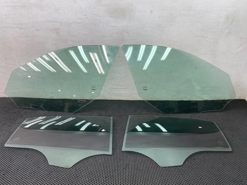 Стекла комплект Mercedes-Benz E-Class 2010 2127250810 W212 642.850 3.0