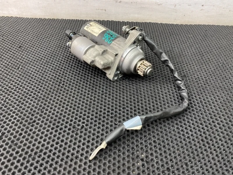 Стартер Mercedes-Benz B-Class 2013 2709060700 W246 270.910 1.6