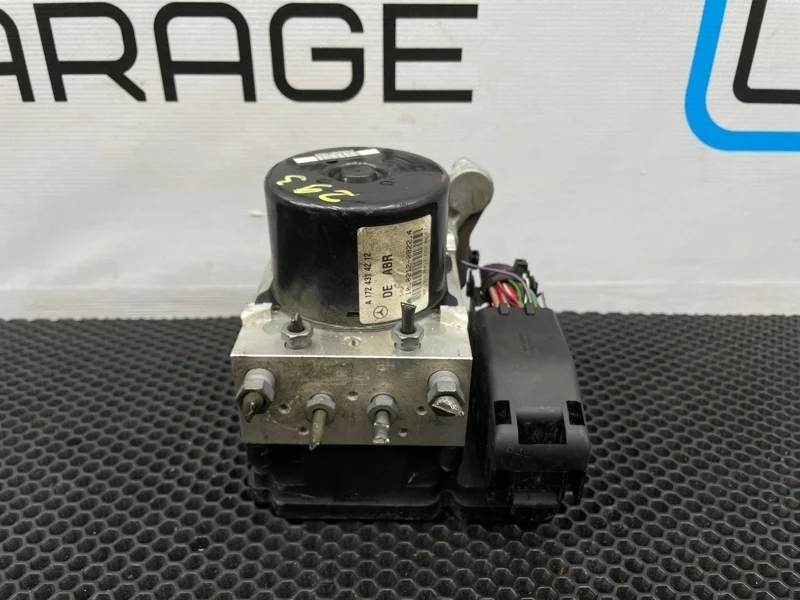 Блок ABS Mercedes-Benz C-Class 2012 1724314212 W204 271.820 1.8