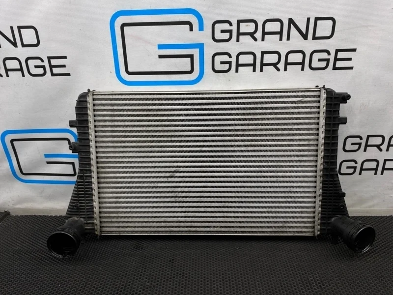 Интеркулер Volkswagen Tiguan 2012 3C0145805R 5N2 CCZD 2.0