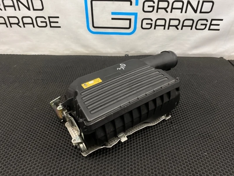 Корпус воздушного фильтра Mercedes-Benz C-Class 2016 2740901701 W205 274.910 1.6