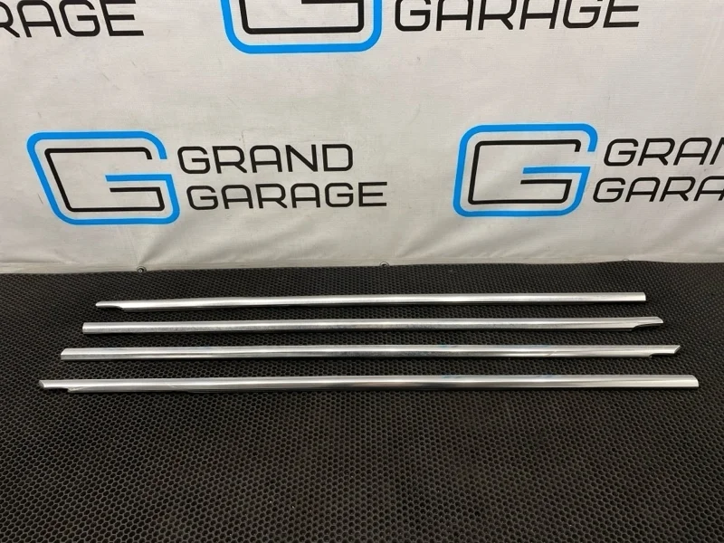 Молдинги стекол Bmw 5-Series 2012 51337182276 F10 N20B20B 2.0