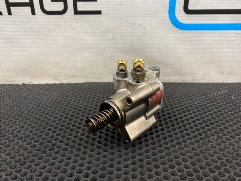 Насос топливный Volkswagen Touareg 2007 079127025C 7L6 BAR 4.2, левый