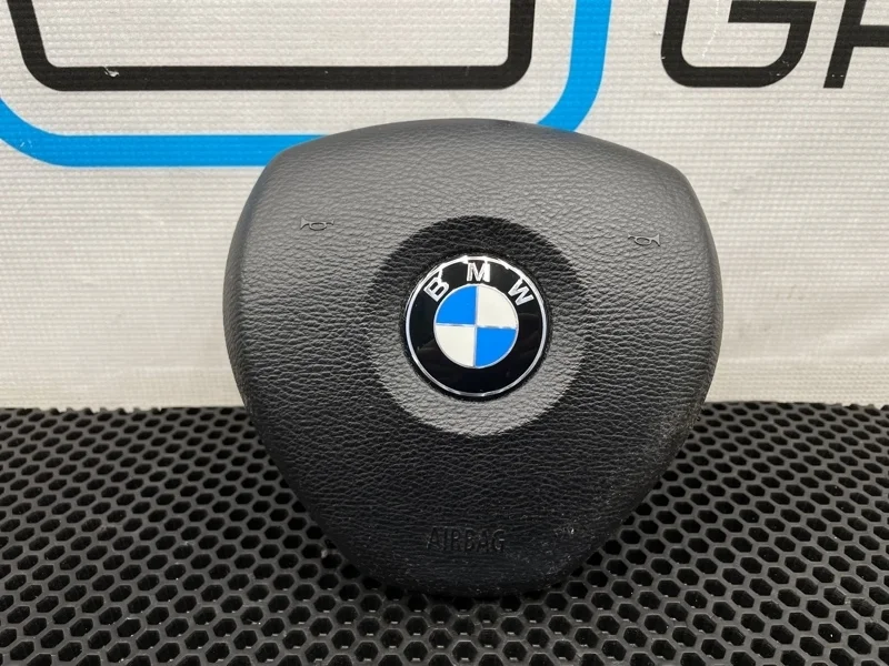 Подушка безопасности в руль Bmw X5 2009 32306884666 E70 N52B30AF 3.0