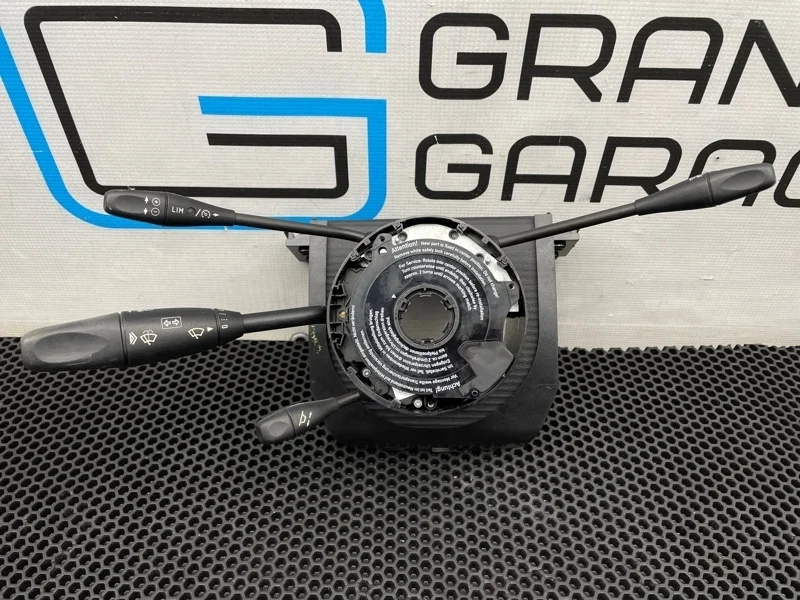 Переключатель подрулевой Mercedes-Benz E-Class 2007 1715404145 W211 272.922 2.5