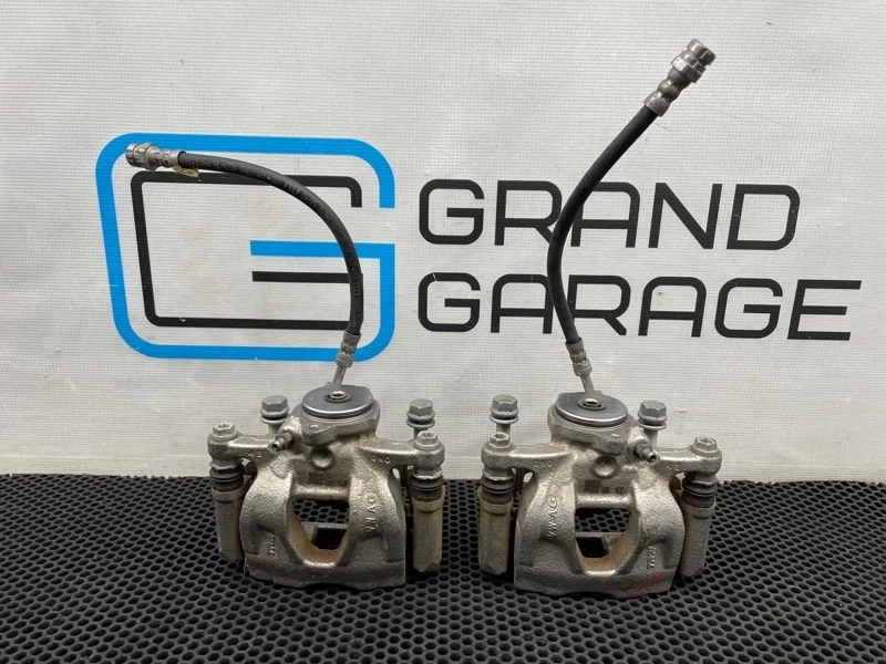 Суппорта задние Audi A4 2016 8W0615403 B9 CVKB 2.0