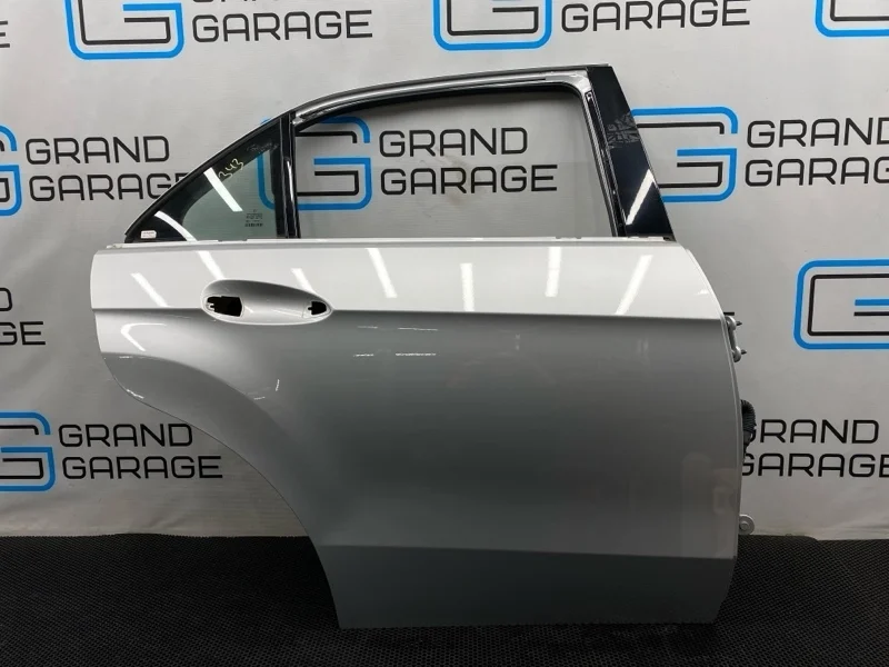 Дверь Mercedes-Benz E-Class 2009 2127300205 W212 271.860 1.8, задняя правая