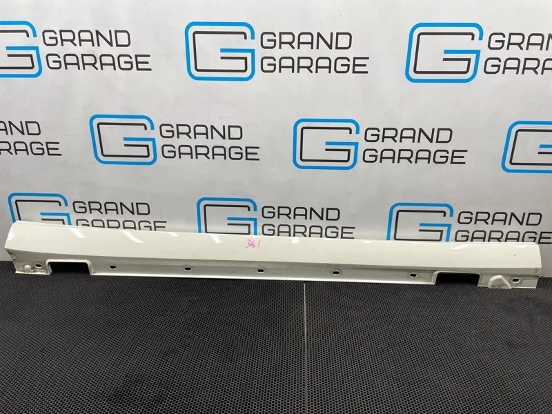 Порог Mercedes-Benz E-Class 2010 A2126980254 W212 271.860 1.8, правый