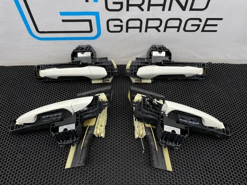 Ручка двери наружная Mercedes-Benz E-Class 2010 A2047602534 W212 271.860 1.8