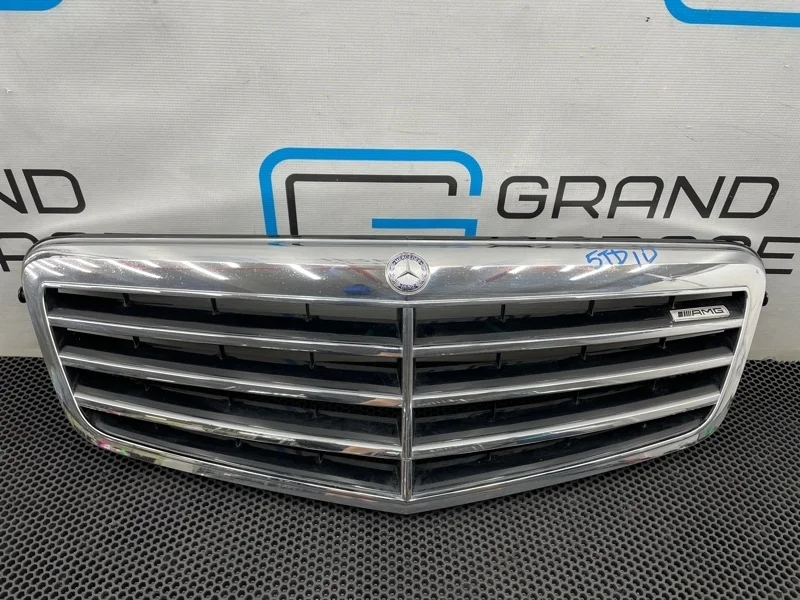 Решетка радиатора Mercedes-Benz E-Class 2009 A2128800583 W212 642.850 3.0