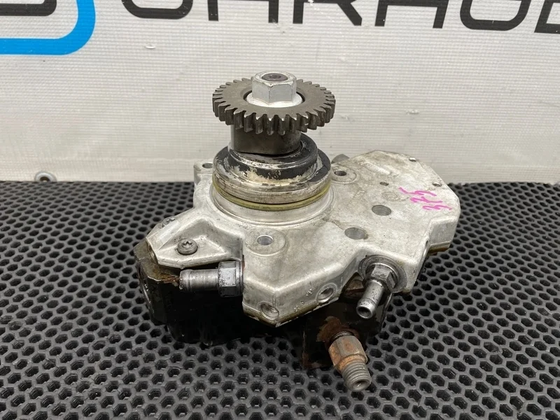 Насос топливный Mercedes-Benz E-Class 2009 A6420700801 W212 642.850 3.0