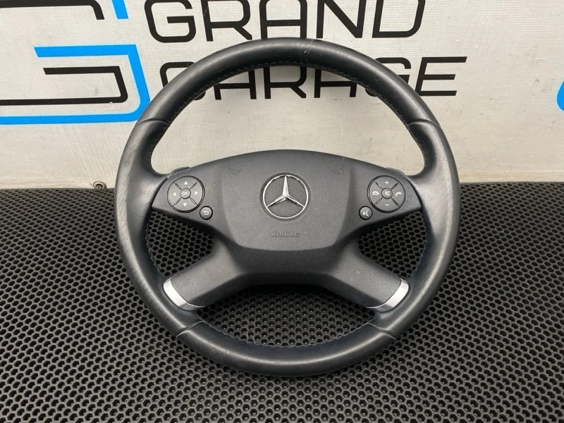 Руль Mercedes-Benz E-Class 2009 A2124601503 W212 272.952 3.0